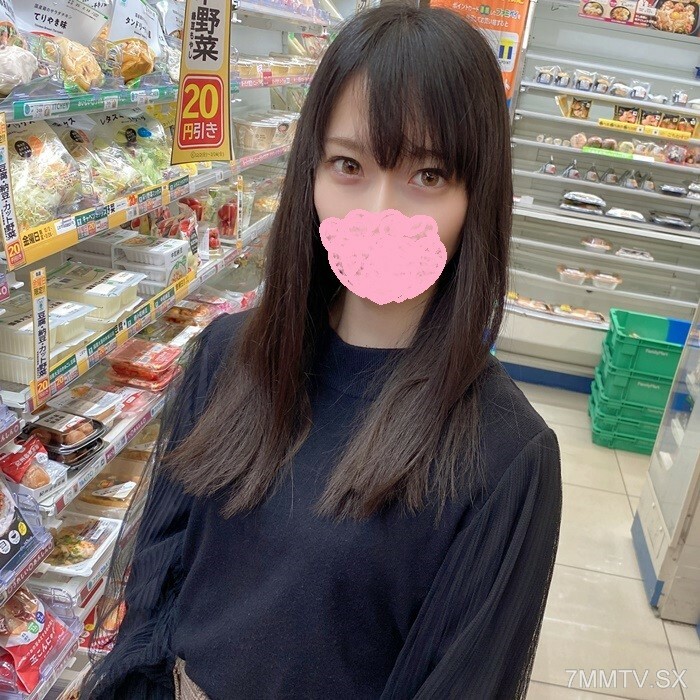 FC2-PPV-3304050 把一个残忍美苗女人的乐队抢回家，抢个变身玩具