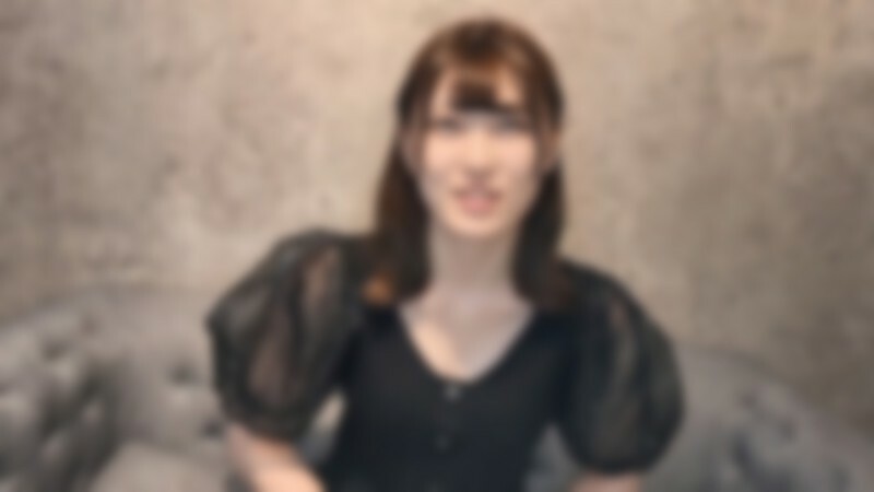 FC2-PPV-3165185 身材苗条、毛茸茸的二十一岁女大学生。课程结束时，她立即口交并射精。激烈的上翘口交*评论特权是4K高画质