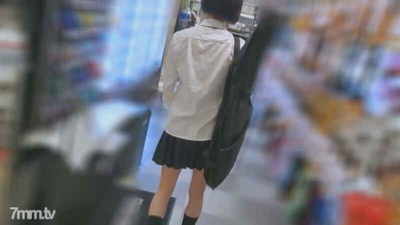 FC2-PPV-2944630 [直到6/12]县普通③美腿乐队女孩，从工作室回家的路上卡拉OK，生松鼠，在酒店阴道射精FC2-PPV-2944630