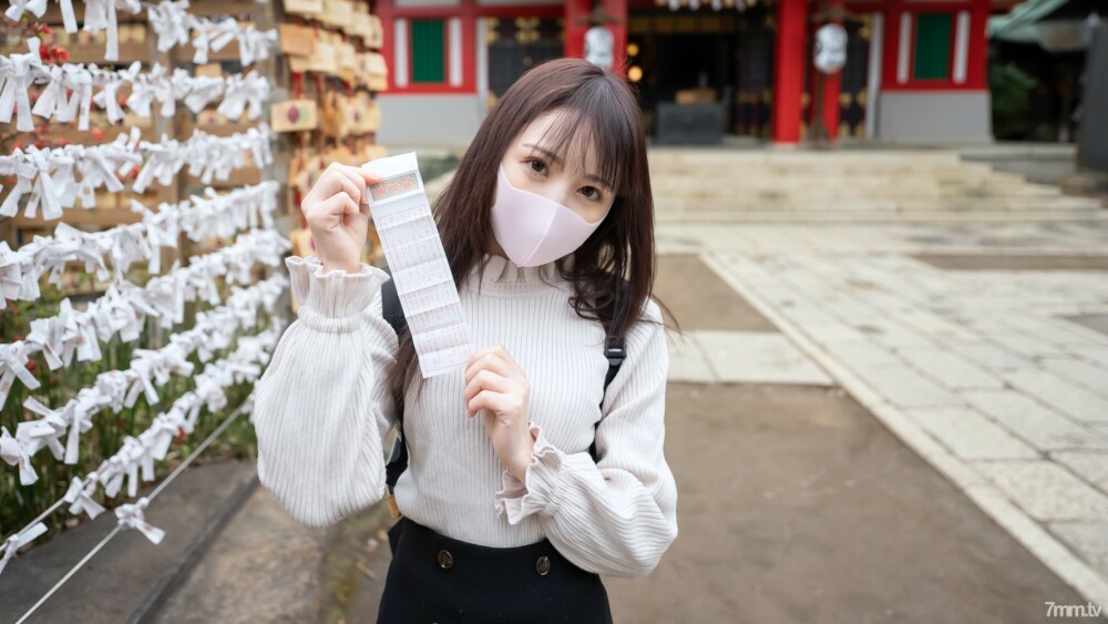 FC2-PPV-2926417 第一枪！ ！！数量有限！ [未经审查] 电影风格！一个娇弱的女友，因为父母的照顾精疲力尽，陷入了情绪不稳定的境地，绝望而绝望。 ！！ FC2-PPV-2926417