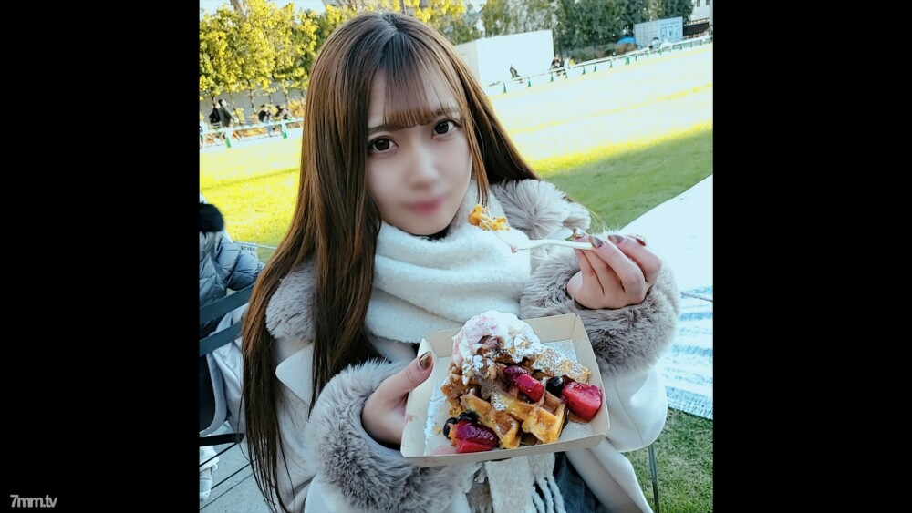 FC2-PPV-2733270 数量有限！ ！！高飞车豪情万丈的美少女沉浸在快感中化身为听话的正妹…淫荡极品纤细身材中出第二部！ ！！ （奖金/面部护理）