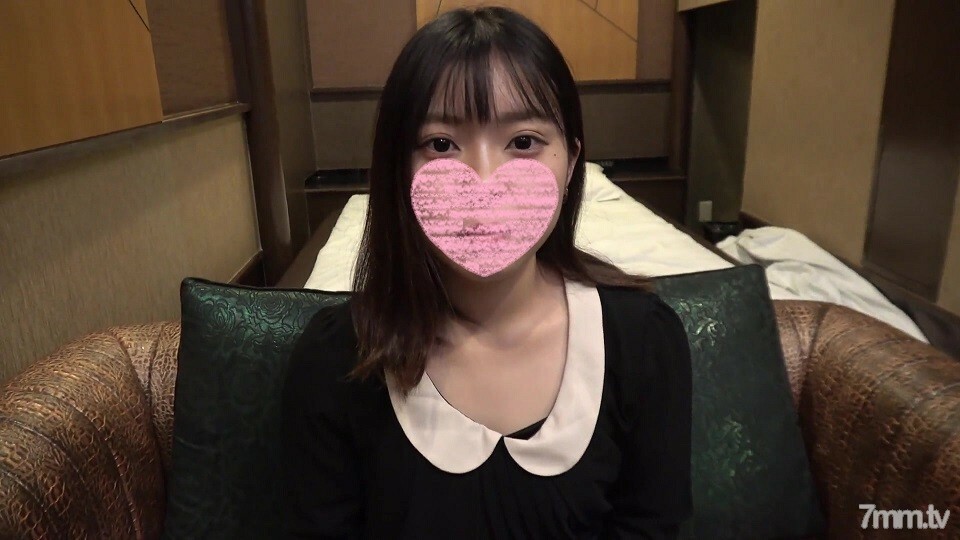 FC2-PPV-2622283 我和一个太可爱的女仆一起去了酒店。大量精子被释放到一个没有经验的美丽女孩的狭窄生殖器中。