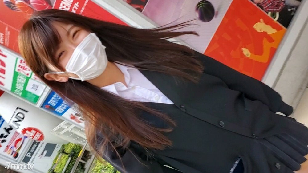 FC2-PPV-2071025 数量有限！ !! [未删减]“你不和我在一起吗？”高腿学生走近与朋友有关系的讲师（第2部分）这是她的最后一部作品......