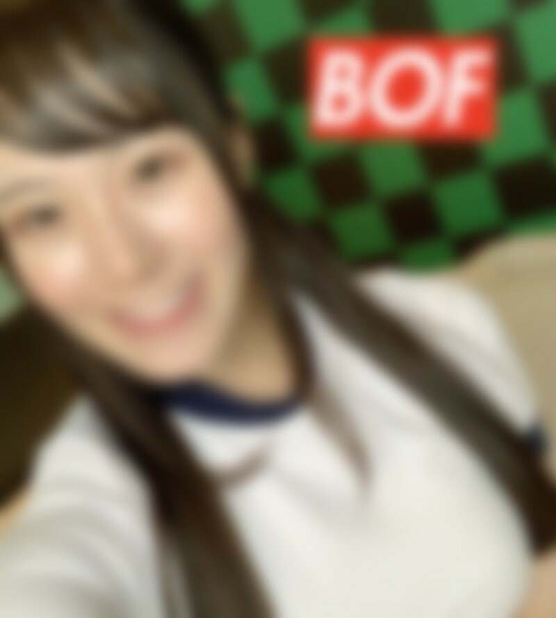 FC2-PPV-1944523 [无] [评论特权]在Corona分手的前当地偶像组合成员，21岁大学生，阴道射精泄露