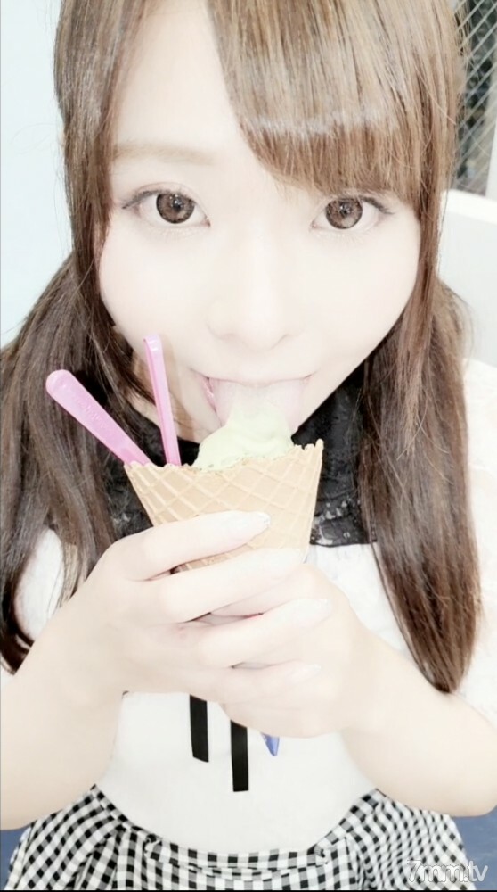 FC2-PPV-1931230 【萌声，E罩杯，身材矮小】结果被男朋友抱的孩子没地方出门……【上篇】