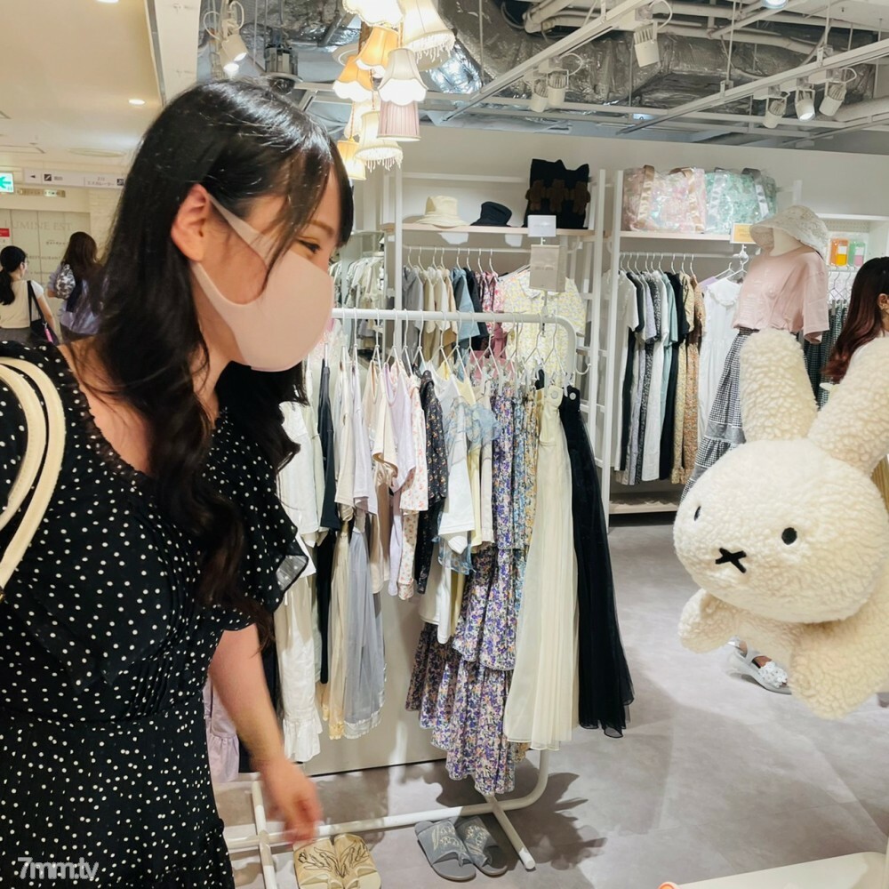 FC2-PPV-1917845 [粉丝参与类型4] Hinata-chan是业馀的指法！ Raw SEX [Hinata Challenge] 身体颤抖