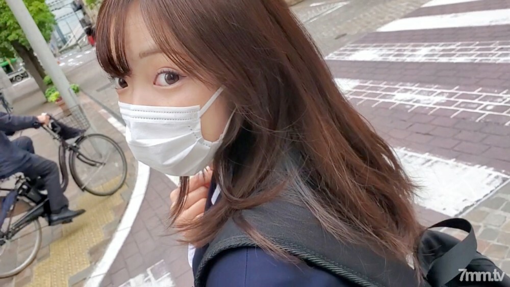 FC2-PPV-1825091 数量有限[未经审查]❤️读者模特少年❤️美丽的女孩J◯与补习班老师在封闭的房间里通奸......