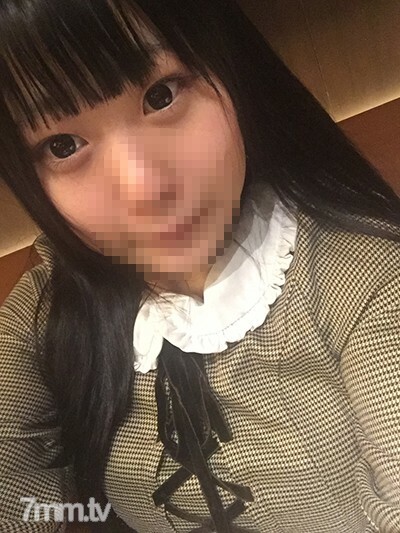 FC2-PPV-1728678 [没有出现] play丰满剃光活跃女大学生的原始阴道暨枪 Gachiyaba 视频 ☆ 串烧恶魔小便大规模播种在一个严重敏感的猫 [个人拍摄]