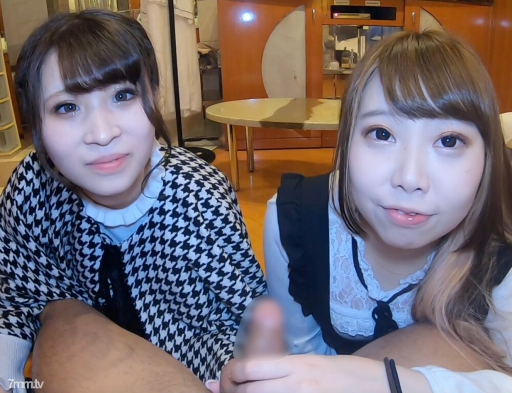 FC2-PPV-1629807 041 [3P Special Oma ● Kotoo ○ Chi (PTM)] 来自与任何女儿的大狂欢的打击精液束