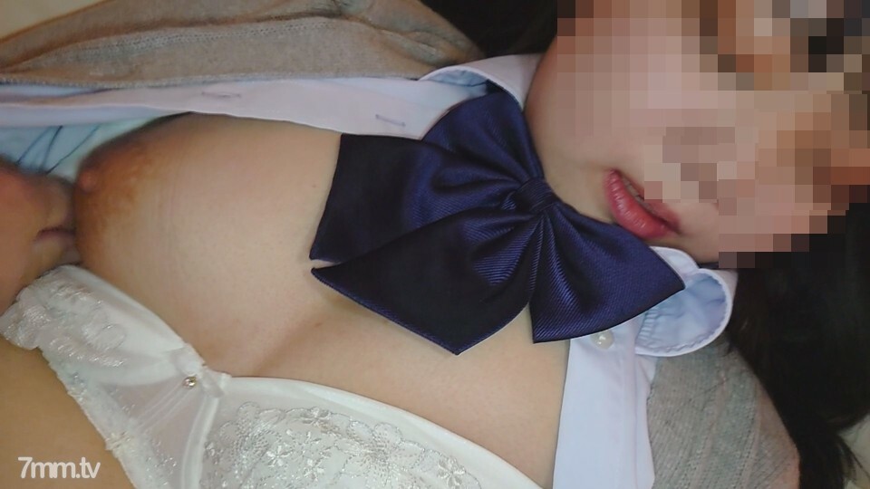 FC2-PPV-1604638 [个人拍摄] Pochakawa J 系统的铜管乐队和原始 paco 阴道射液在敏感的阴户中以惊人的光线和肉压