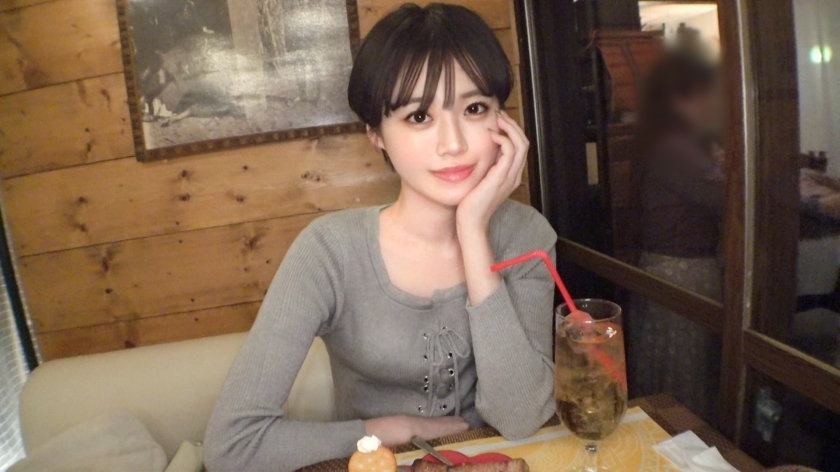 SIRO-5288 我想让你告诉我各种调皮的事情♪ 与她孩子气的外表相反，她是一个害羞的女孩，比你想像的还要闷闷不乐和调皮！身材高挑的八头美女，双腿修长。差距太色情的色情天才来了！ ！ 【初拍】AV线上申请→AV体验拍摄2168