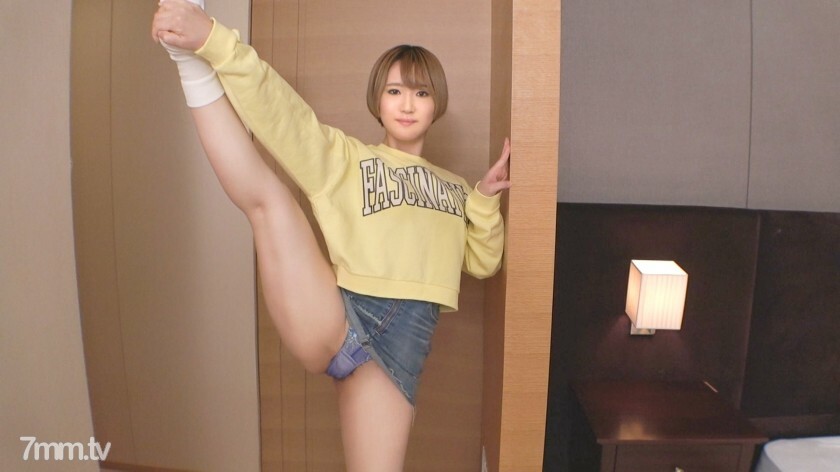 SIRO-4837 [第一枪] [柔软的白皮肤] [美臀] 高调头发上有著令人印象深刻的年轻面孔的休闲gal出现了。 “有感觉，有shuki..”当原因崩溃时，它像色情漫画一样疯狂..应用业馀爱好者，第一次AV拍摄274