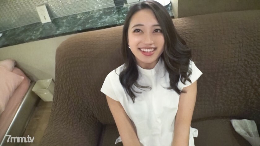 SIRO-3786 【第一枪】网络AV应用→AV体验拍摄951 一位住在加拿大的日本教官来比较外国人和日本鸡巴。 “我喜欢大的♪”我会用日本的技术满足你！ !!