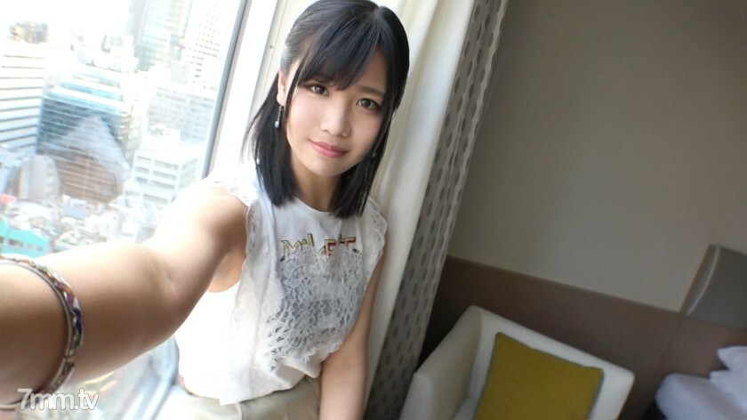 SIRO-3797 【第一枪】网络AV申请→AV体验拍摄945 一个好奇的女大学生却出现在AV中，虽然只有一个体验者！一边惊讶于比前男友还强的姬波……