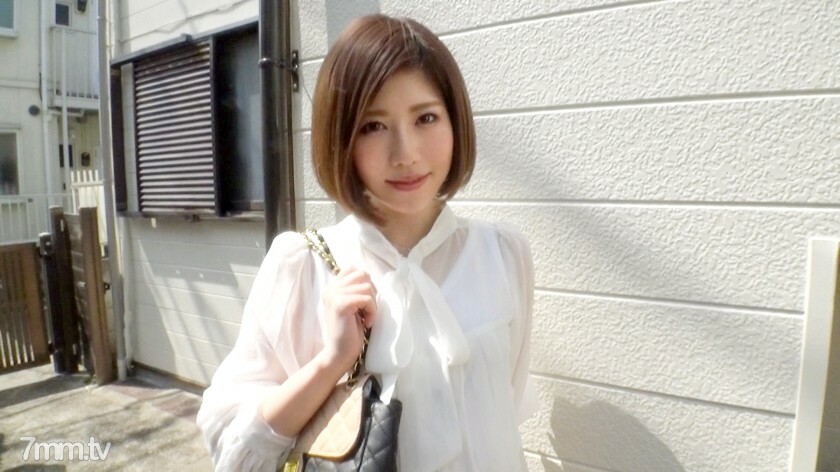 SIRO-3793 应用业馀，第一次AV拍摄 75 在机场工作的美容师。暴露它是正常情况下无法对人说的de M并攻击它......