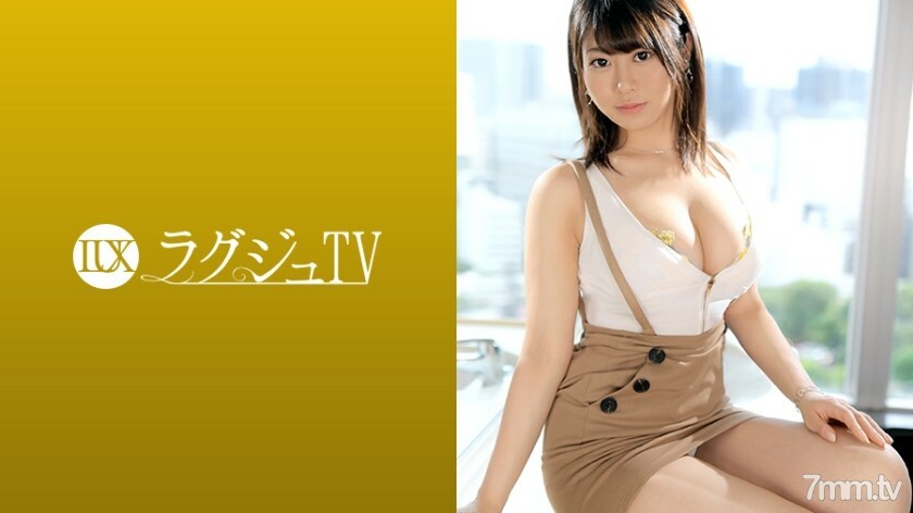 LUXU-1166 豪华电视1161“被从背后操……感觉真好……！”兼具可爱和美貌的接待员。我被 AV 女演员的美丽所吸引，并决定出现在 AV 中。多次回应男人的话责备，用坚硬的活塞起伏的巨乳和汹涌的屁股舞是必看的！