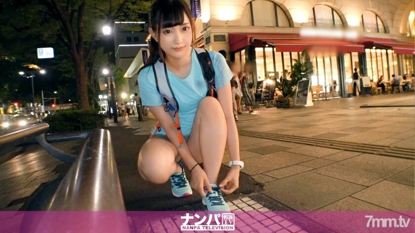 GANA-1856 [高度自觉的跑步女孩！ ] 守卫是僵硬和愤怒......仍在乞求，如果我设法以某种方式开始性行为，我会喷！ !!