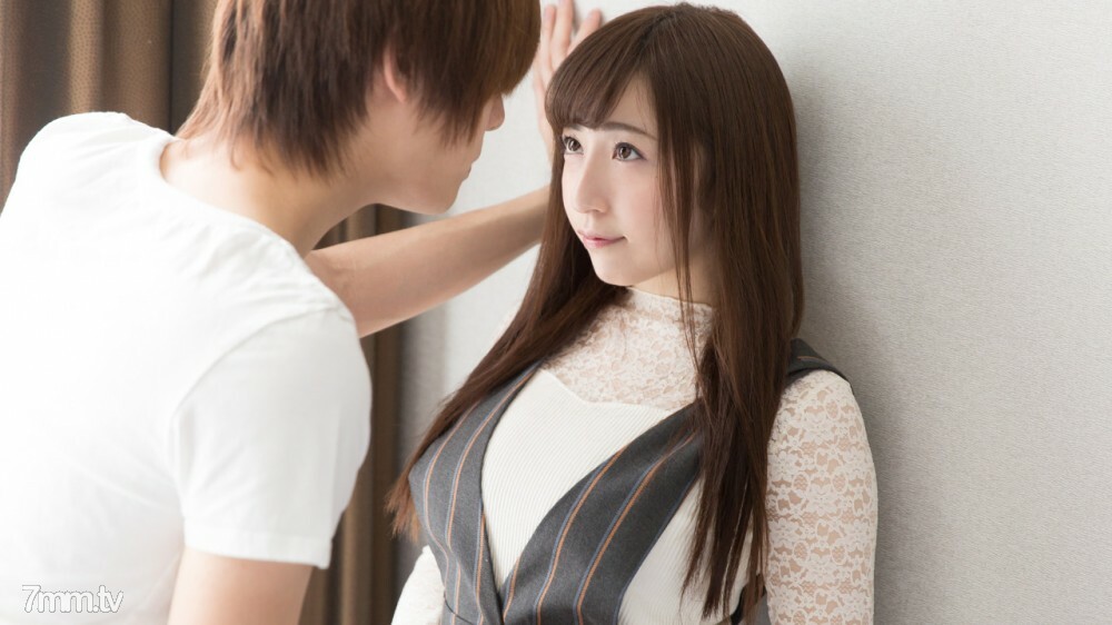 593-MARIA-01 Ubu SEX / 一个羞于面对她的眼睛的美丽女孩的玛丽亚