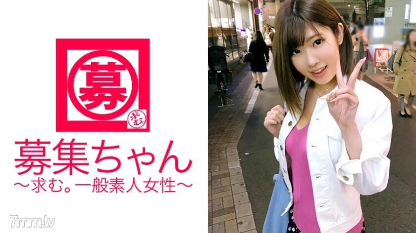 ARA-286 【10赛夫勒】22岁【Yariman女大学生】Yuna-chan来了！她申请在百货公司地下室的一家小菜店打工的理由是“为了给女人打工……♪好吧，我想和演员发生性关系♪” 现在，女大学生们[吃，睡，yaru]每一天！ “我喜欢舔♪” 她的舔是[深喉] 就像把它抱在后面！ [Rimjob] 也是一个色狼！ 【不停的大量喷】插入演员的指法也是被卷起的状态！ “感觉太好了〜♪学习的很好〜♪”让我们研究我们的主要业务〜w