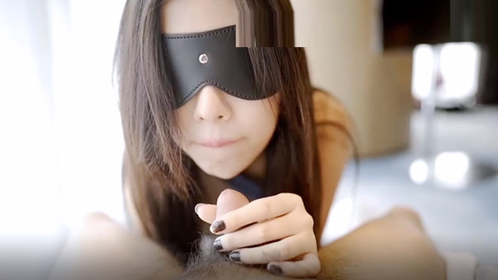 斯文禽兽保时捷站台嫩模二番战_顶级身材黑丝包臀_后入爆肏蜜臀颜射女神