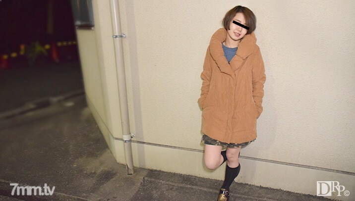 052816-01 业馀Gachinanpa~我会奖励那些容易被推的学生，所以我邀请他们进行跨性别的性行为~