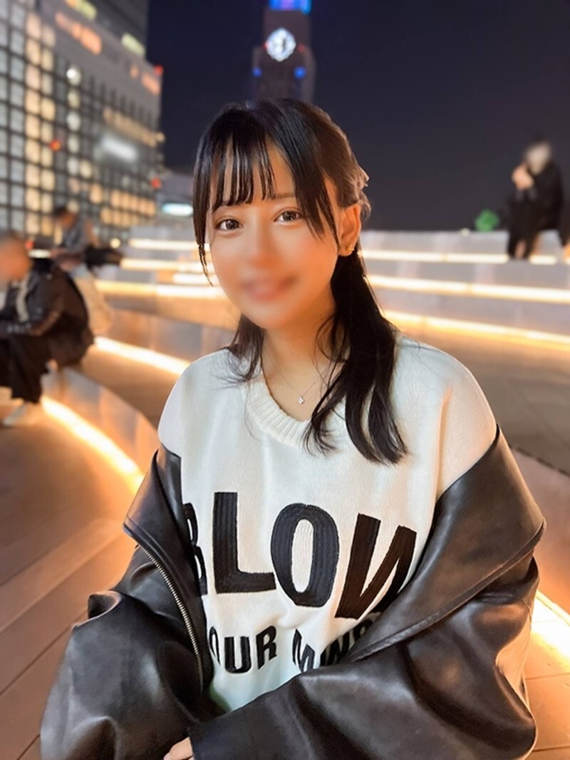 FC2-PPV-4792534 【震度10】简直疯狂！极致的萌系！娃娃脸J罩杯巨乳治疗师（24岁）带来超凡脱俗的口交体验 ⇒ 看著她胸部在各种姿势下摇晃，最后被爆菊（Shion）