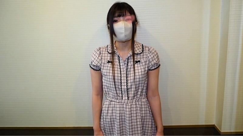 FC2-PPV-4762431 【超纤细腹肌！ 】与拥有纤细美腹肌的啦啦队员进行强力性爱，得到浓厚激烈的中出。