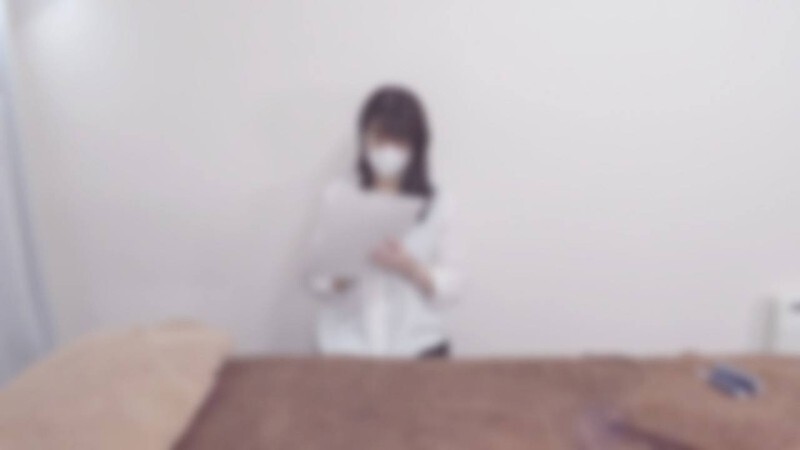 FC2-PPV-4747504 8月30日前半价！ 【无/纯中出】一位身材高挑、胸部丰满的办公室女士来到店里。我们一边拉伸，一边用双手给她按摩。她似乎在努力保持安静。