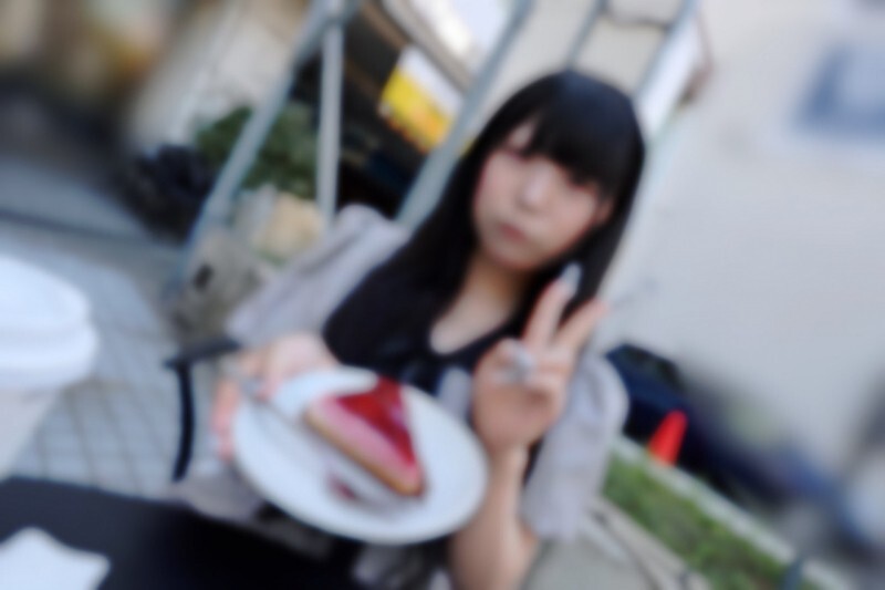 FC2-PPV-4747741 3天！半价！ 【首次拍摄】【2次射精】19岁少女的清纯模样。她可爱纯真的身躯依然存在，敏感的肌肤被不停地冲击著……这位19岁少女几乎因为激烈的性爱和她第一次的大量中出而昏厥过去，射精次数高达2次。