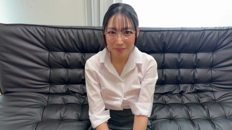 FC2-PPV-4697031 【完全无删减/正版6连拍】那只猫一样的美人，成年后又回来了。 Gokkun 线下见面会回归#3