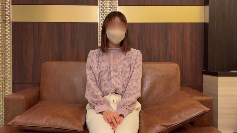 FC2-PPV-4659049 【可以中出】和秒射男友交往的大学生NTR。被另一个男人的阴茎插进她体内的快感逐渐增加。当 Miya 下来并想要怀孕时，她就不负责任地被内射。