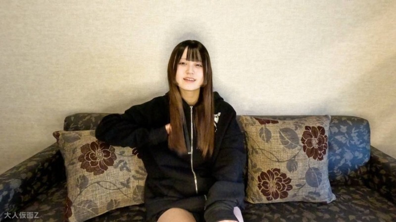 FC2-PPV-4639727 【素人初拍】空（18岁）164cm49kg性感敏感的身体。