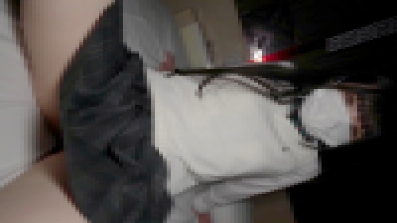 FC2-PPV-4594961 [未编辑样本] 以声优为目标来到东京的18岁专业学生在FC2首次亮相。原始阴道射精品质很高。 *限量发行