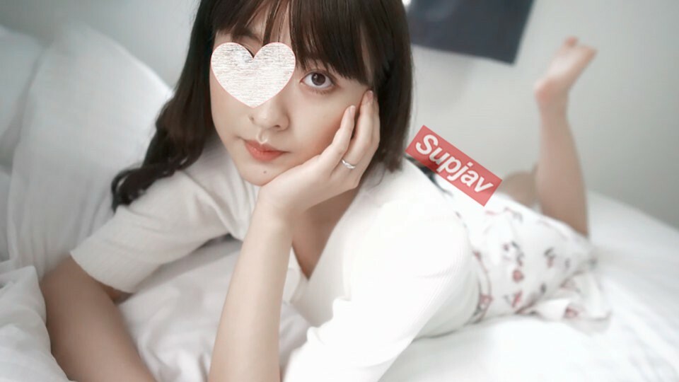 FC2-PPV-1403320 【迷茫少妇】住在乡村的村里最美的老婆…因为一些黑暗的情况而濒临爆发。一段有价值的奇闻趣事视频，内容是一个男人高兴地接受另一个人的鸡巴。我的妻子身材高挑，拥有模特儿般的身材。 ≪第64号≫ [是]