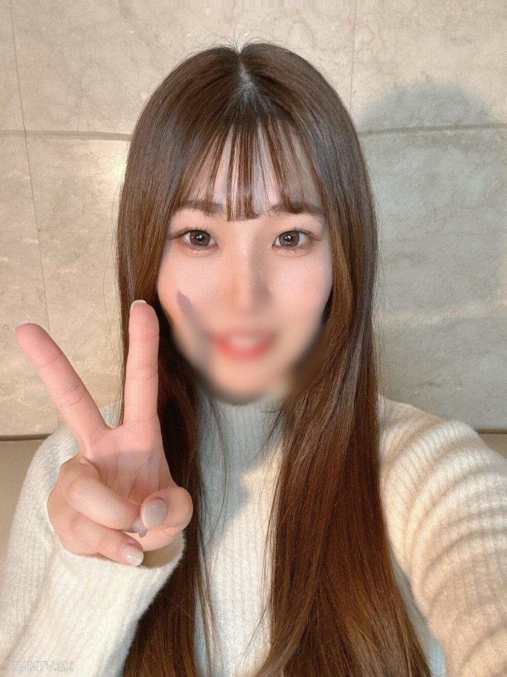 FC2-PPV-4315778 【超越工作】我已经达到了热爱工作的目标，这就是奇迹！ Uniql◯一年级作家Yui-Chan的大公已经抵达城下都市。