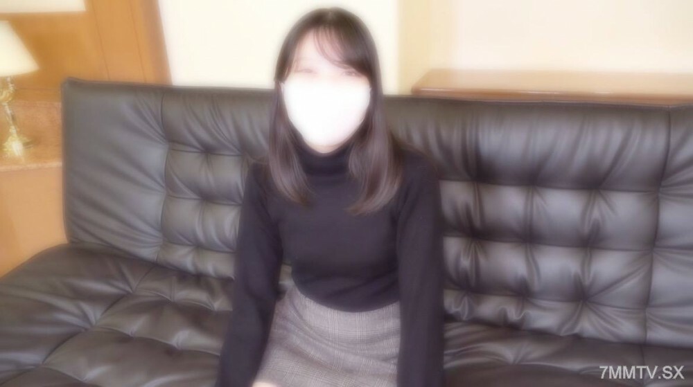 FC2-PPV-4205585 黑发整齐干净，J○有著浓浓的性欲…被告不需要认清他的脸，但无法无天的克服，兴奋，射精…浓浓的变化已经做好了，嘴巴特别干净*。 *可用评论奖金