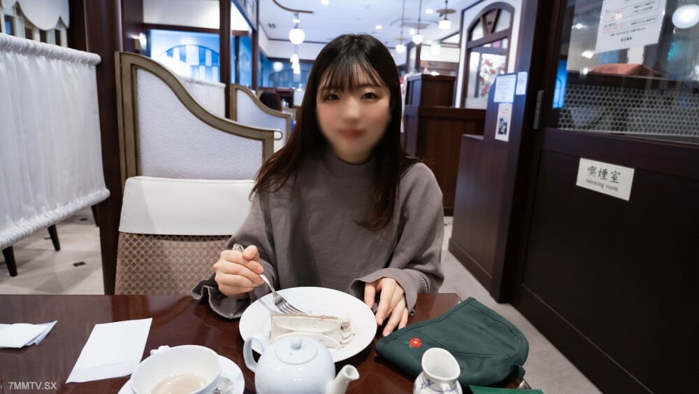 FC2-PPV-4049632 1500 分钟截止 12/5 [Bristly/Pure] 我很高兴比较补充学习组 Roshikyo 的老年组。其实，这是一个男人的故事，只不过危险人物只有一个，但他是无辜的，也正因为如此，他才只是一个幸福的女人！原始中出射精在嘴里★