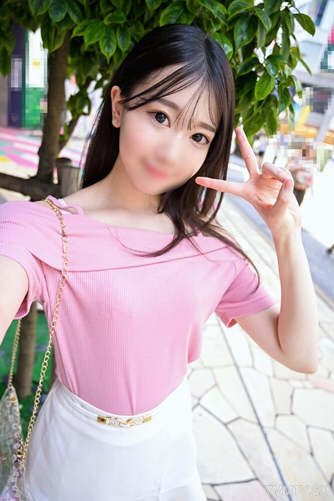 FC2-PPV-4053422 【限量】公认的真正偶像级，透明美人。群组里的女生，无法无天的学生，还有互相发生性关系的成年学生！你可以射击它，你可以听到它，你可以听到它，你可以将它射击到你的体内！