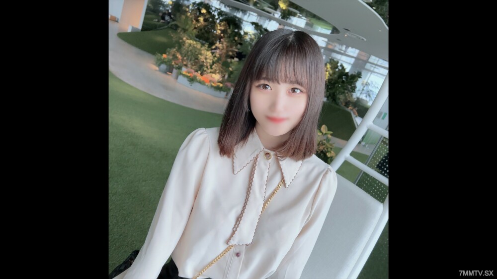 FC2-PPV-3856931 第一轮成功！ ！ 3天才1980分钟！ ！穿著奇怪服装，有一种感觉的大学生……他拥有多功能场所，可爱的色彩和变化的幻觉，在不可避免的怀孕情况下射精！之后，在餐厅进行中出！ ！